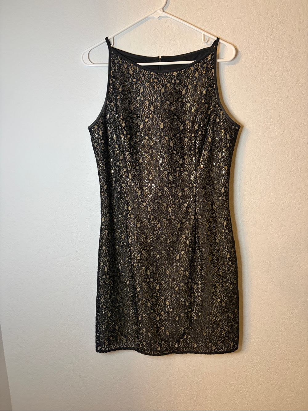 Jessica McClintock Gunne Sax Vintage Black Lace Overlay Shiny Gold Sheath Dress